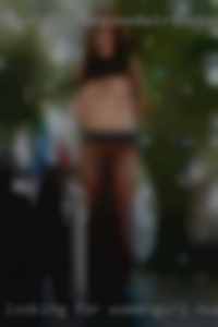 Looking for women/girl nude for fun.